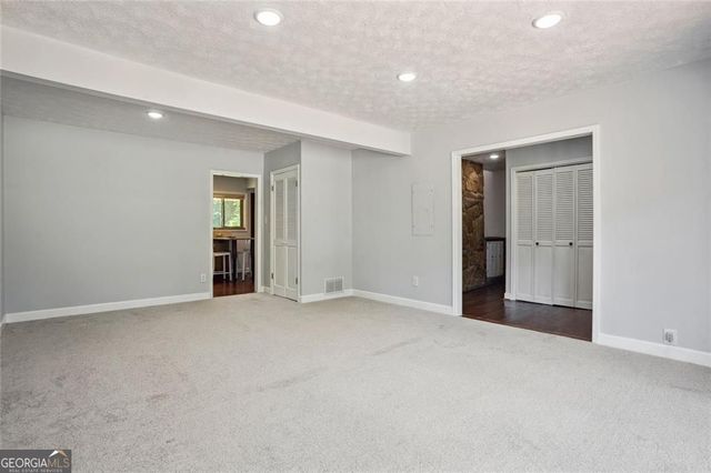 12 Windsor Way, Newnan, GA 30263