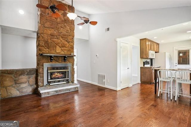 12 Windsor Way, Newnan, GA 30263