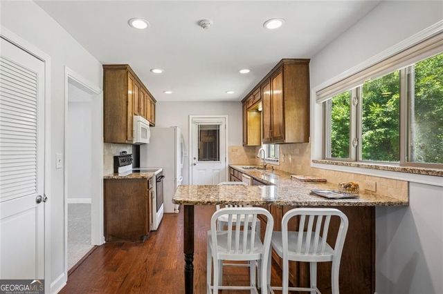 12 Windsor Way, Newnan, GA 30263