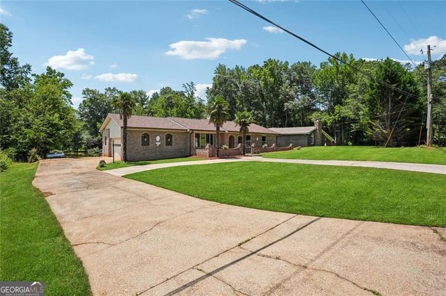 12 Windsor Way, Newnan, GA 30263