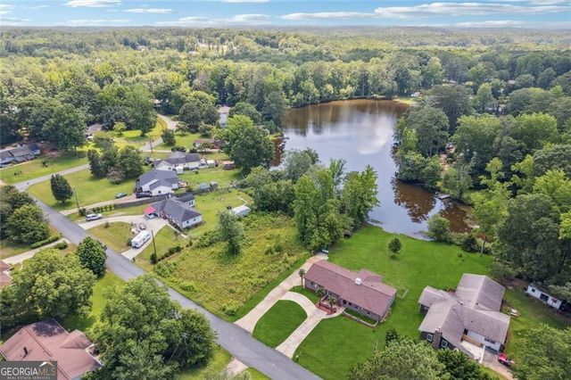 12 Windsor Way, Newnan, GA 30263