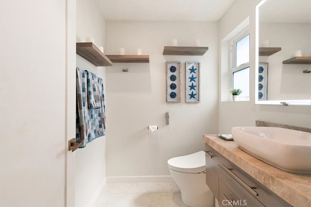 5818 Sunmist Drive, Rancho Palos Verdes, CA 90275