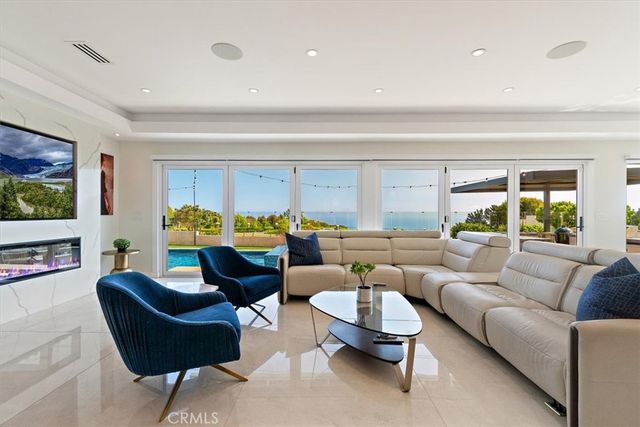 5818 Sunmist Drive, Rancho Palos Verdes, CA 90275