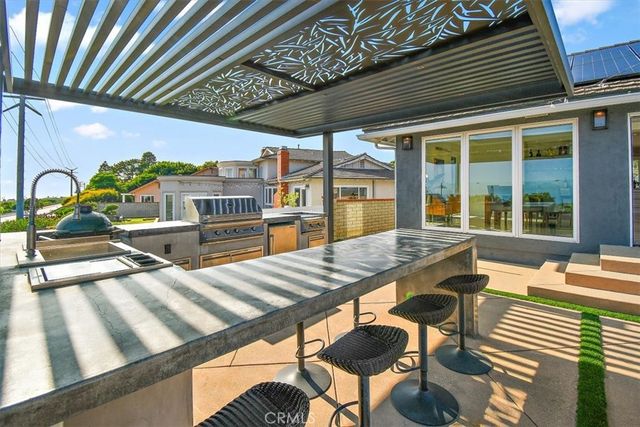 5818 Sunmist Drive, Rancho Palos Verdes, CA 90275