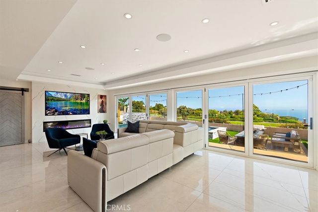 5818 Sunmist Drive, Rancho Palos Verdes, CA 90275