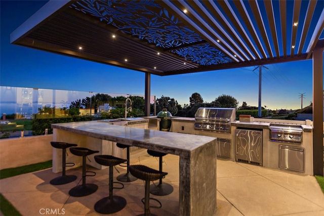 5818 Sunmist Drive, Rancho Palos Verdes, CA 90275