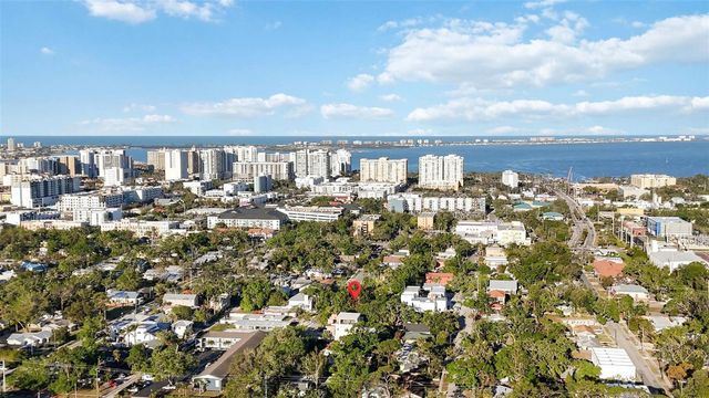 1743 8TH STREET, Sarasota, FL 34236