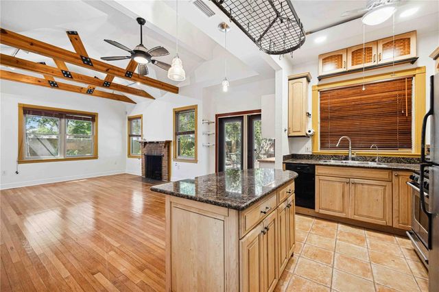 1743 8TH STREET, Sarasota, FL 34236