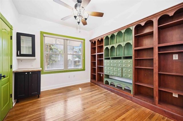 1743 8TH STREET, Sarasota, FL 34236