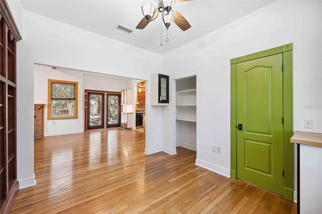 1743 8TH STREET, Sarasota, FL 34236