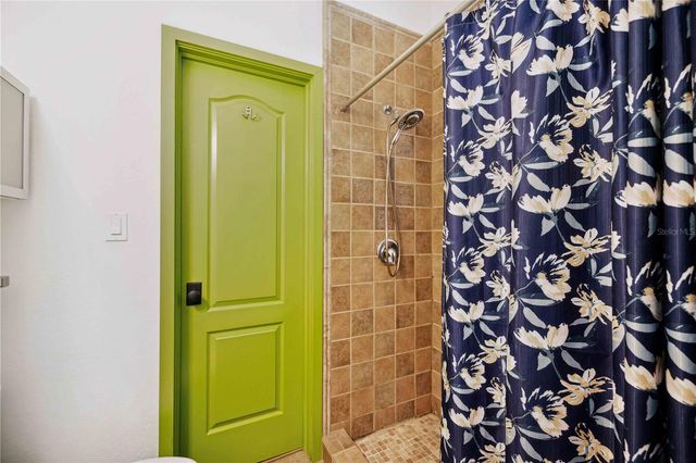 1743 8TH STREET, Sarasota, FL 34236