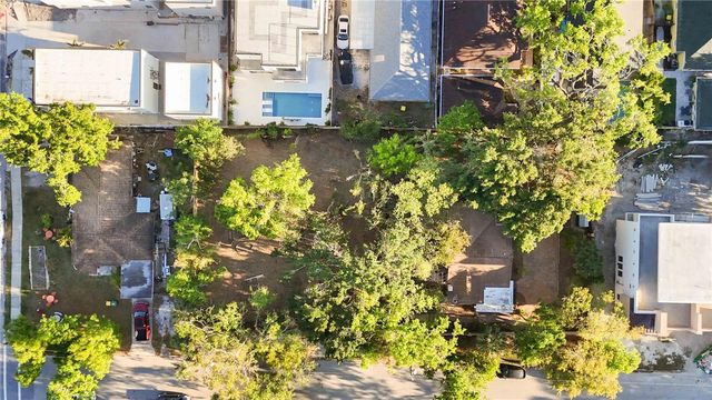1743 8TH STREET, Sarasota, FL 34236