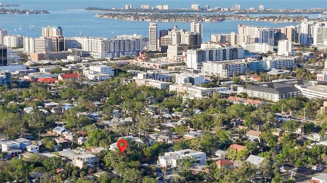 1743 8TH STREET, Sarasota, FL 34236