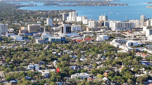 1743 8TH STREET, Sarasota, FL 34236
