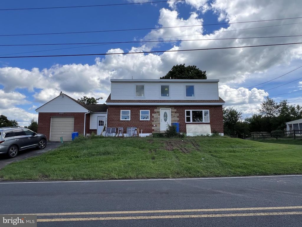 1240 E 6TH ST #, RED HILL, PA 18076 — exterior
