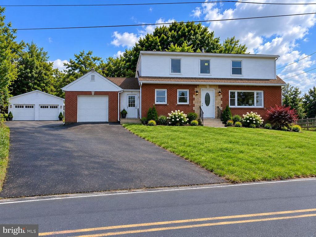 1240 E 6TH ST #, RED HILL, PA 18076 — photo 2