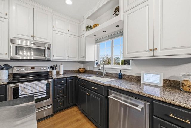435 Aspen STREET, Belgium, WI 53004