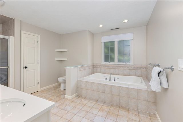 7 Fiorenza Dr., Wilmington, MA 01887