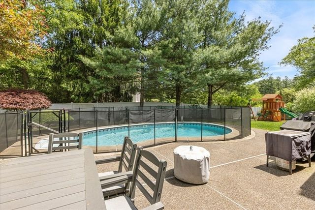 7 Fiorenza Dr., Wilmington, MA 01887