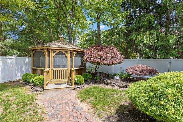 7 Fiorenza Dr., Wilmington, MA 01887