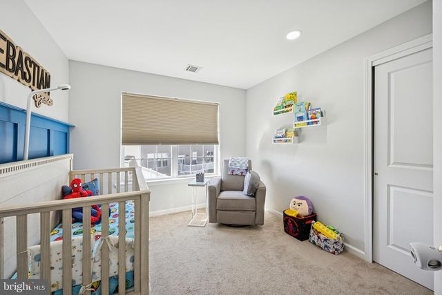 32 STONEHAM RD, Trenton, NJ 08638