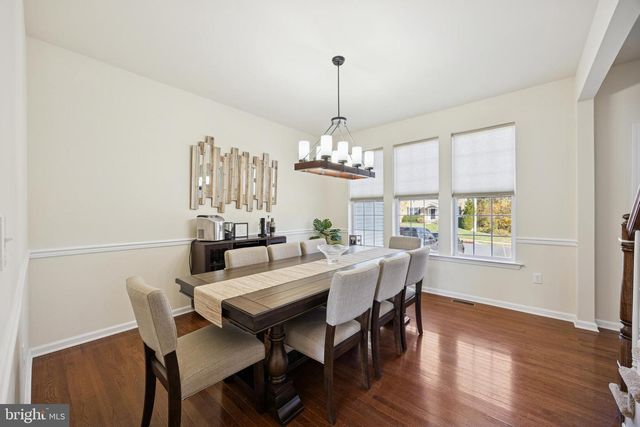 32 STONEHAM RD, Trenton, NJ 08638