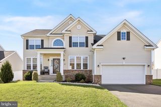 32 STONEHAM RD, Trenton, NJ 08638