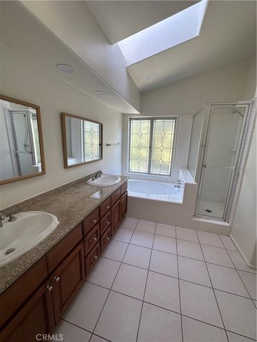 2124 Camellia, Fullerton, CA 92833