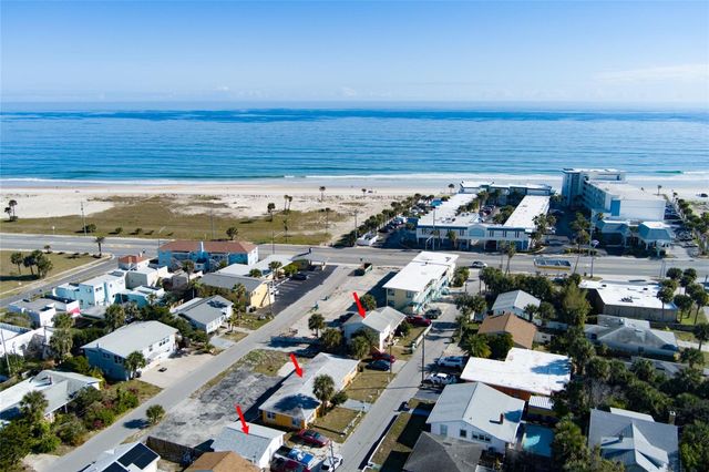 527 EASTWOOD LANE, Daytona Beach, FL 32118