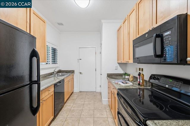 106 Copper Ridge Rd, San Ramon, CA 94582