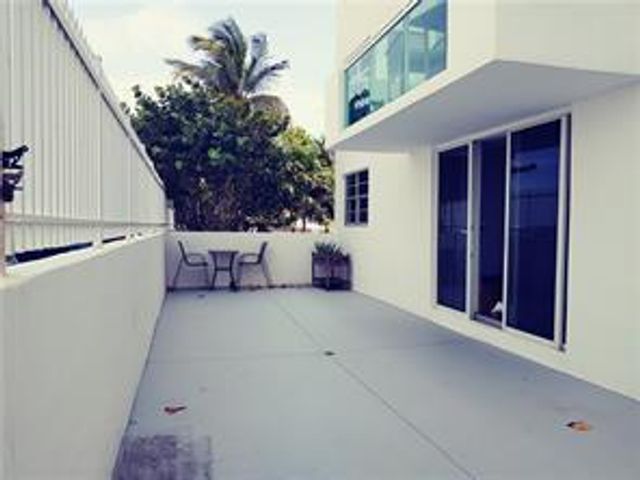 3001 S Ocean Drive 109, Hollywood, FL 33019