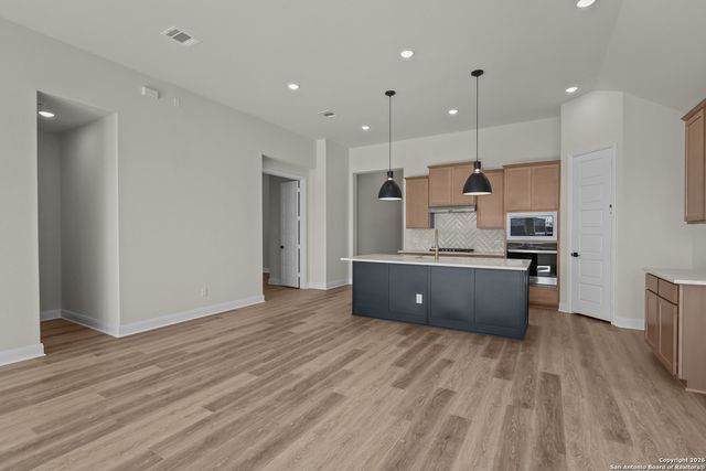 340 Hulda Trail, New Braunfels, TX 78130