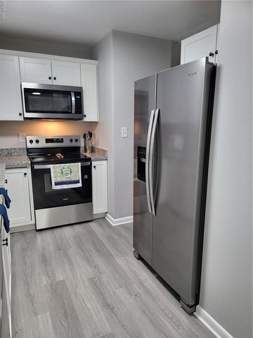 1009 72nd ST, Newport News, VA 23605