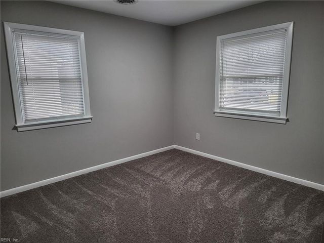 1009 72nd ST, Newport News, VA 23605