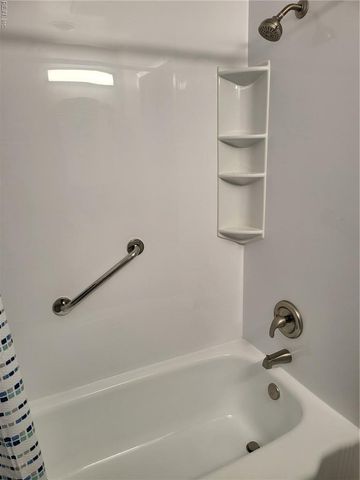 1009 72nd ST, Newport News, VA 23605