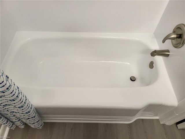 1009 72nd ST, Newport News, VA 23605