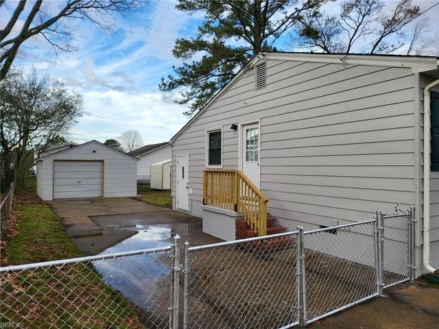 1009 72nd ST, Newport News, VA 23605