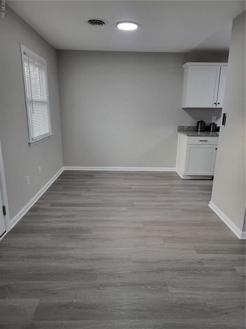 1009 72nd ST, Newport News, VA 23605