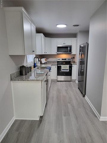 1009 72nd ST, Newport News, VA 23605