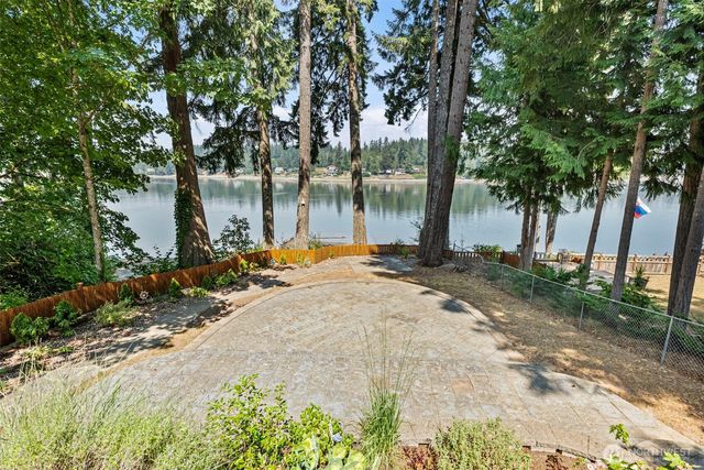 3355 SE Arcadia Road, Shelton, WA 98584