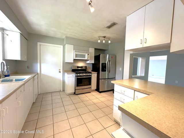 1082 Madrid Road, Rockledge, FL 32955