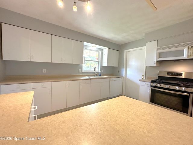 1082 Madrid Road, Rockledge, FL 32955