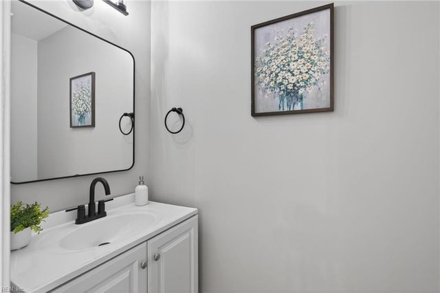 3909 Inverness RD, Virginia Beach, VA 23452