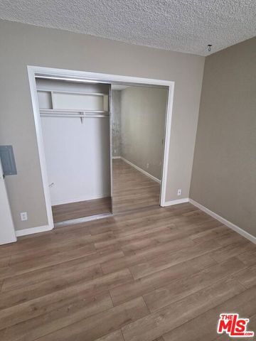 1237 Amherst Avenue 6, Los Angeles, CA 90025