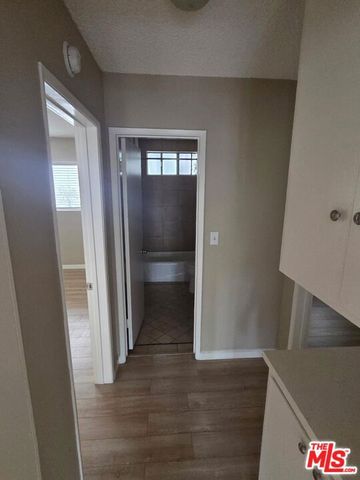 1237 Amherst Avenue 6, Los Angeles, CA 90025