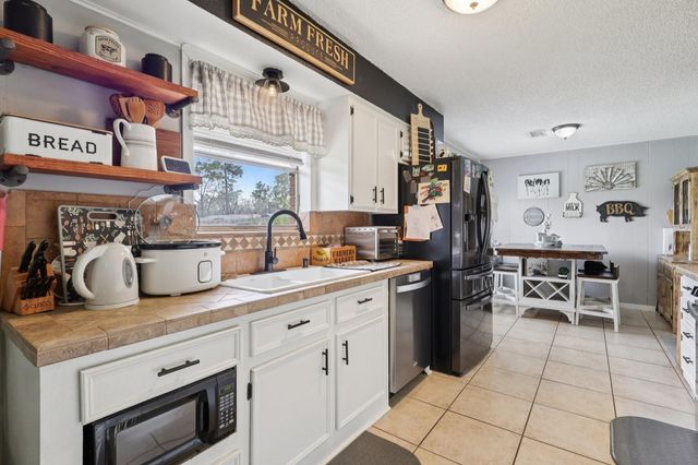 100 Montrose Circle, Conroe, TX 77301