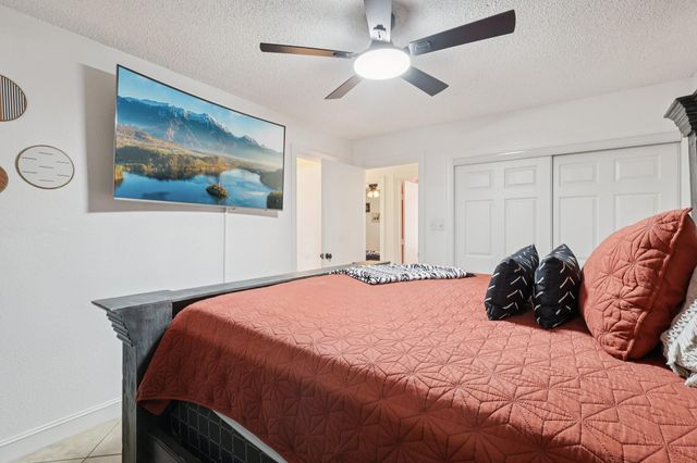 100 Montrose Circle, Conroe, TX 77301