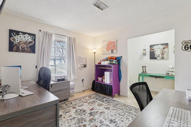 100 Montrose Circle, Conroe, TX 77301