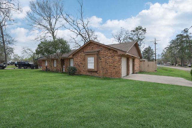 100 Montrose Circle, Conroe, TX 77301
