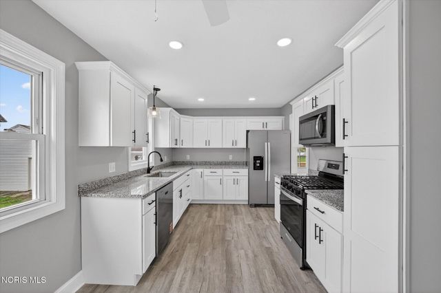8040 Jerusalem Road, Oregon, OH 43616